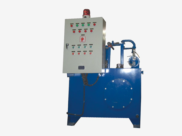 稀油润滑循环冷却激振器